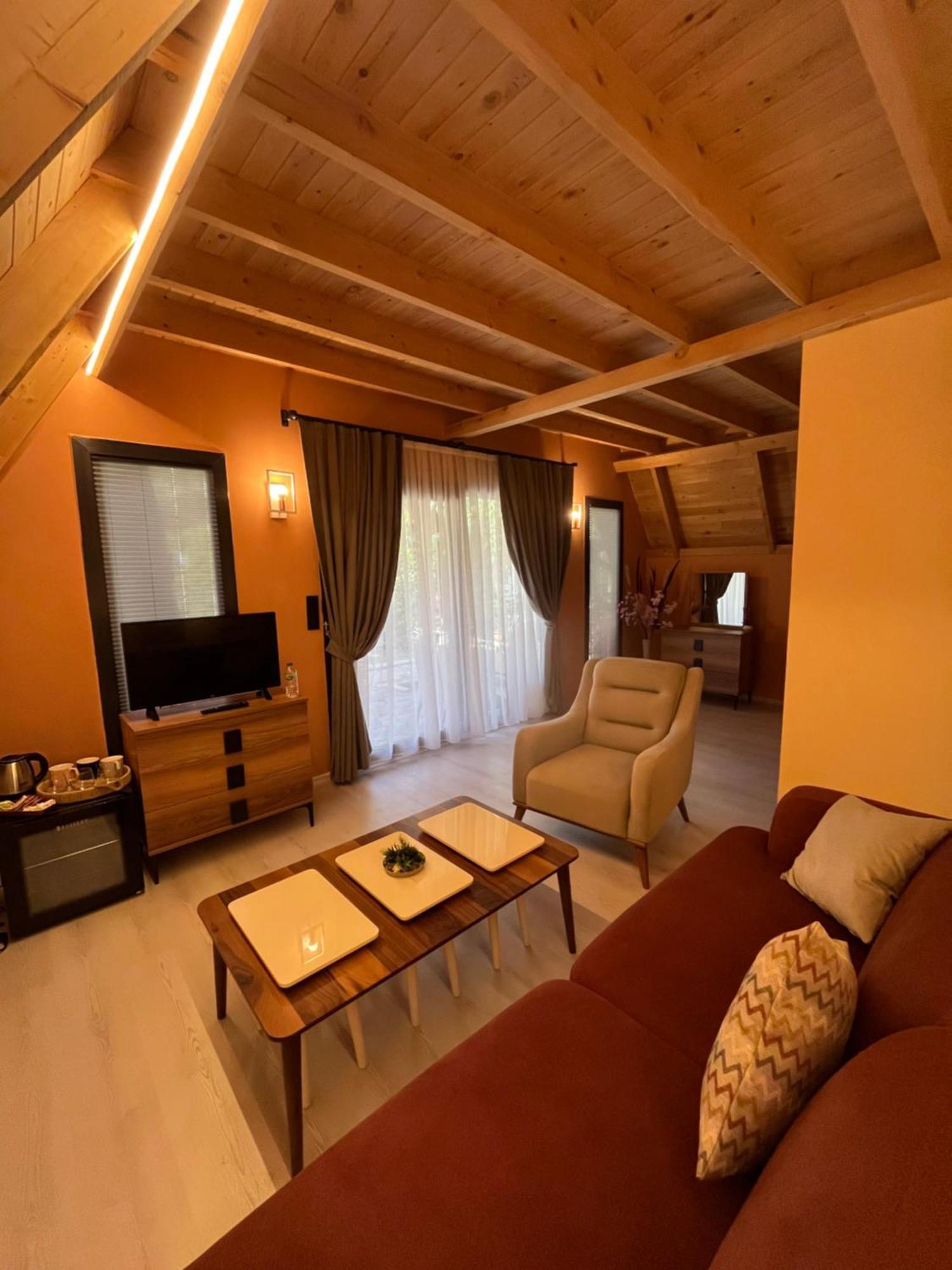Oba Beach Hotel โอลลุนเดนิซ ภายนอก รูปภาพ